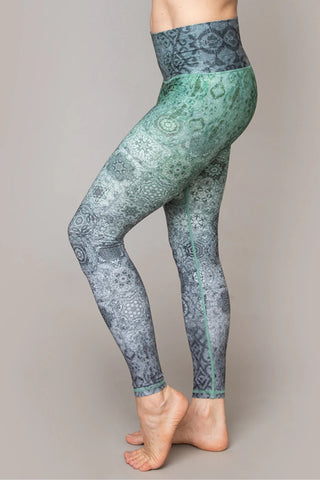 SAVVI Solas Leggings - Color: Seychelles (Aqua) Womens Size L Yoga  Athleisure